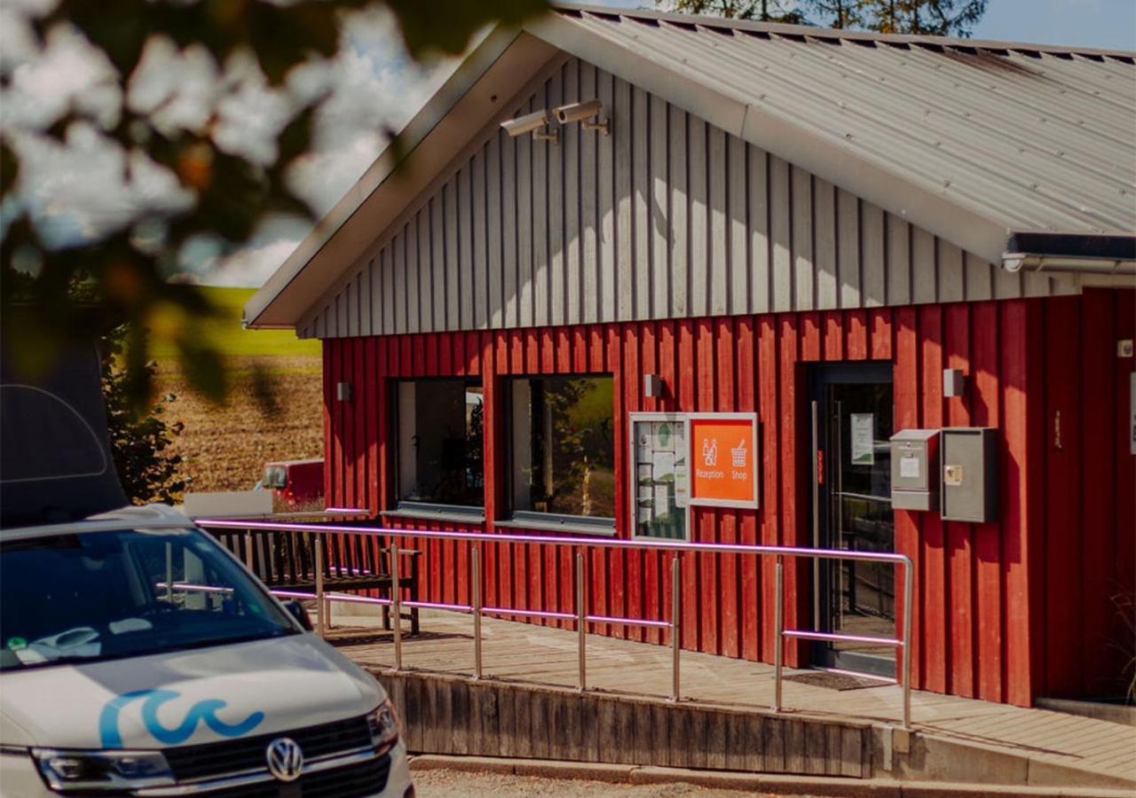 Azur Camping Schwaebische Alb Sonnenbühl Екстериор снимка