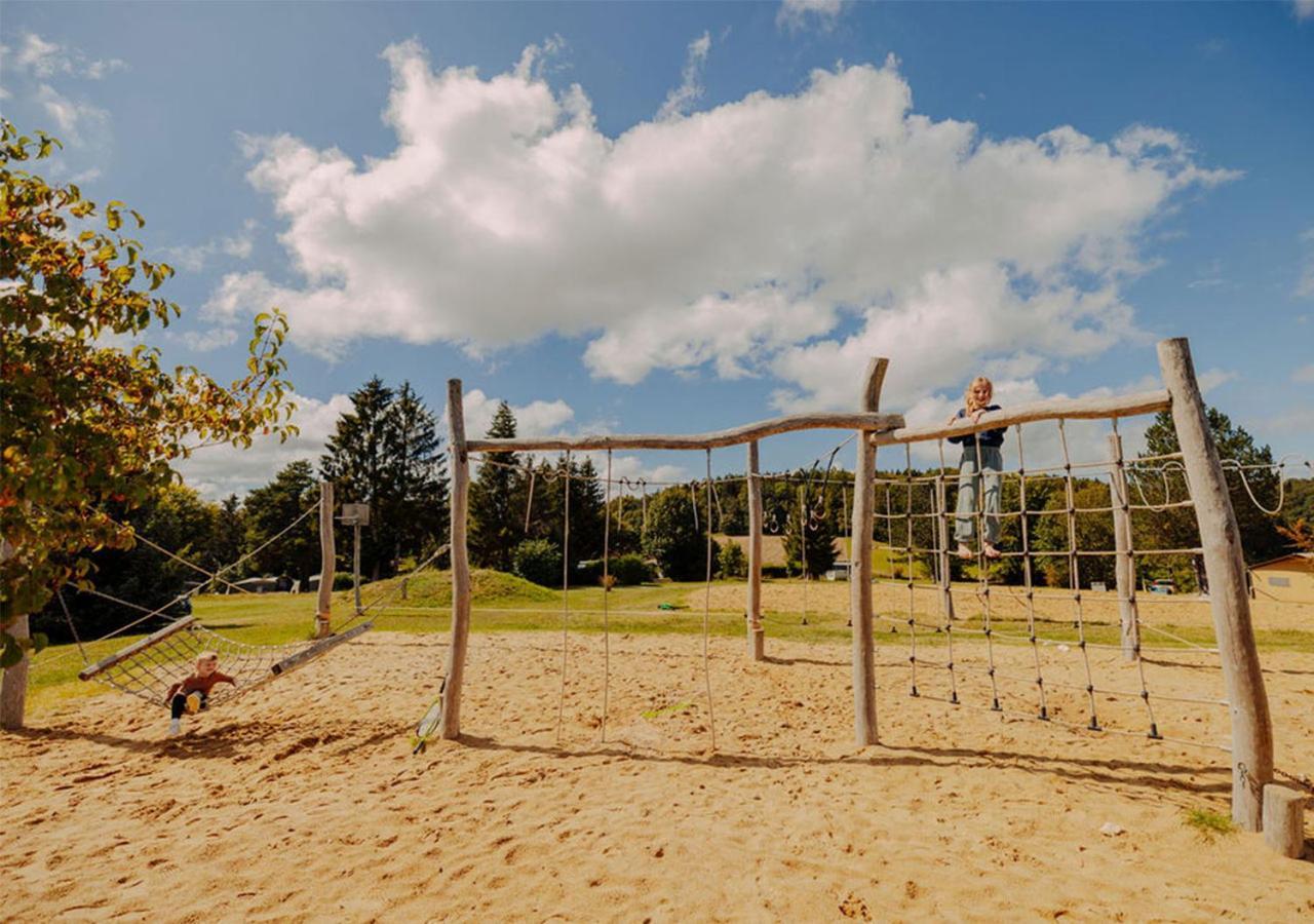 Azur Camping Schwaebische Alb Sonnenbühl Екстериор снимка
