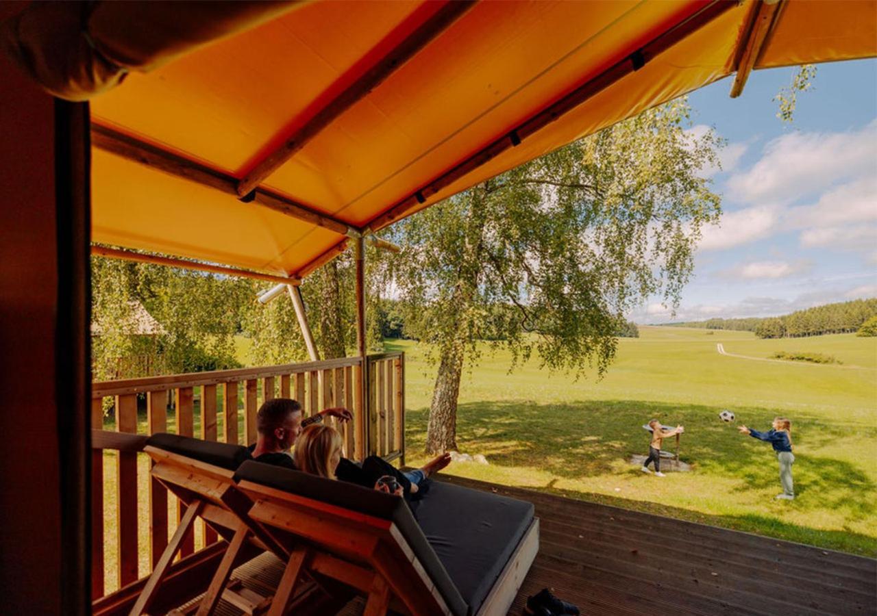 Azur Camping Schwaebische Alb Sonnenbühl Екстериор снимка