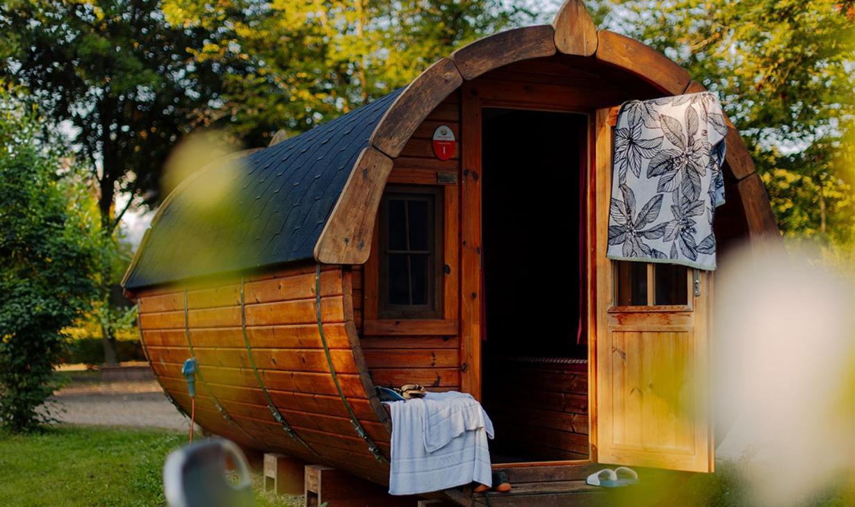 Azur Camping Schwaebische Alb Sonnenbühl Екстериор снимка
